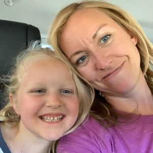 Meet your Posher, Stephanie